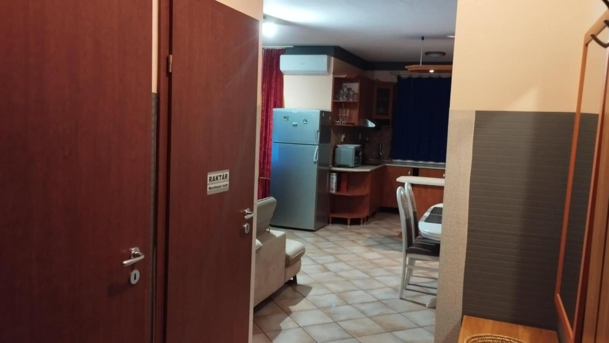 Tommy Apartman Hajdúszoboszló Exterior foto