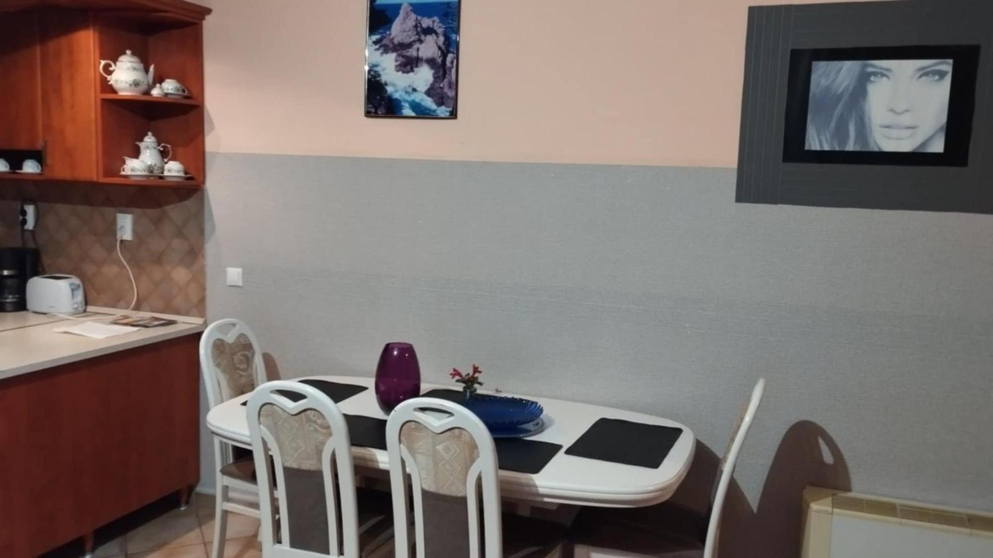 Tommy Apartman Hajdúszoboszló Exterior foto
