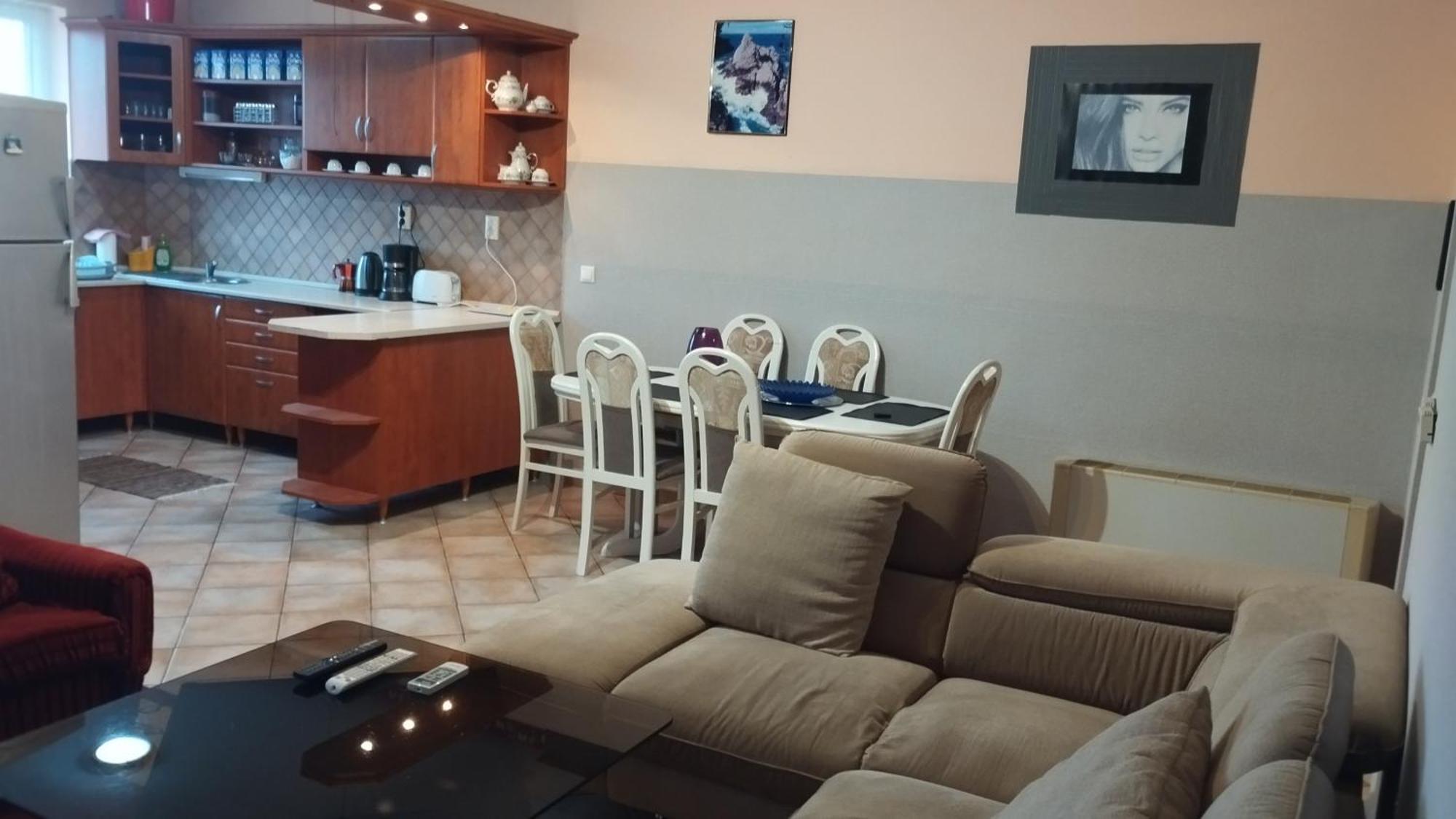 Tommy Apartman Hajdúszoboszló Exterior foto